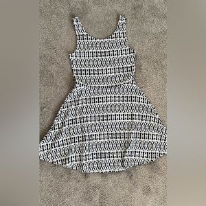 H&M Dress | Medium Size | Beige and Navy Blue Stretchy Polyester.